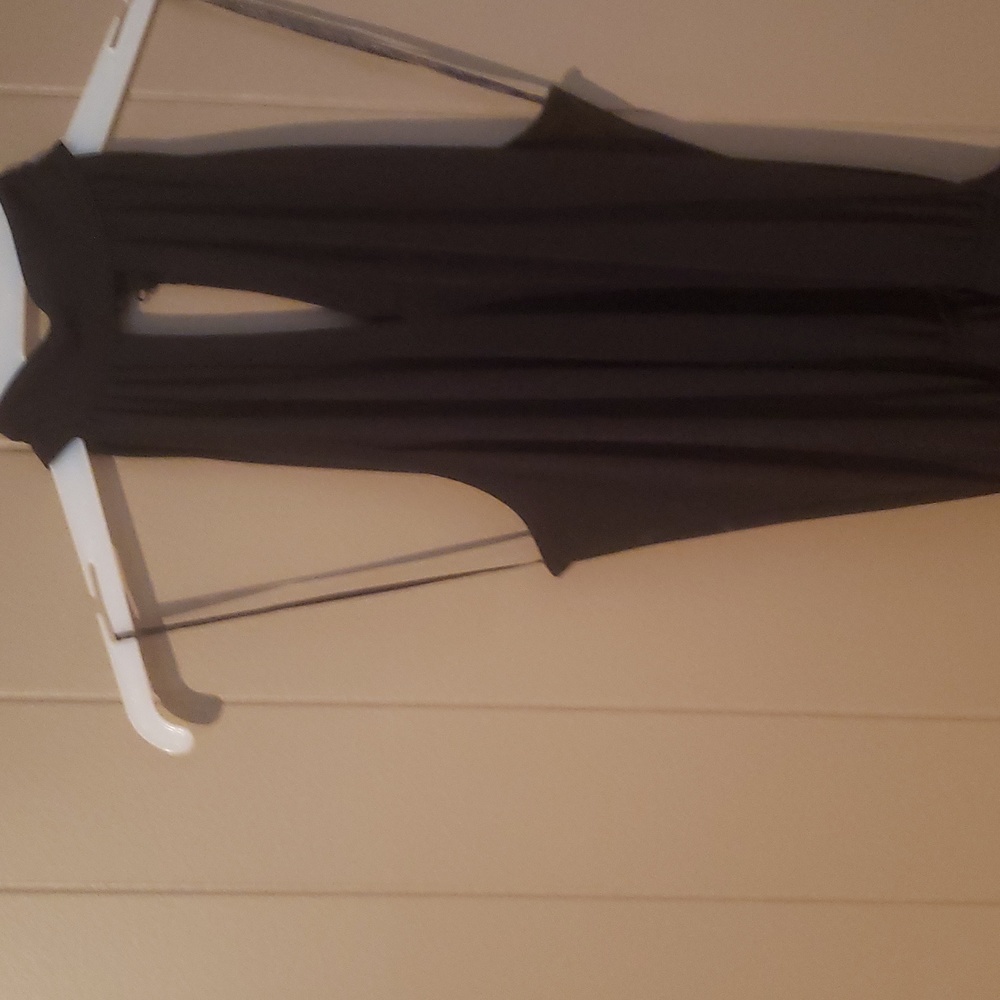Dress - Picture 2 of 6